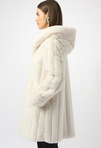 Collared Hip-length Coat Style