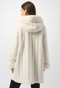 Collared Hip-length Coat Style