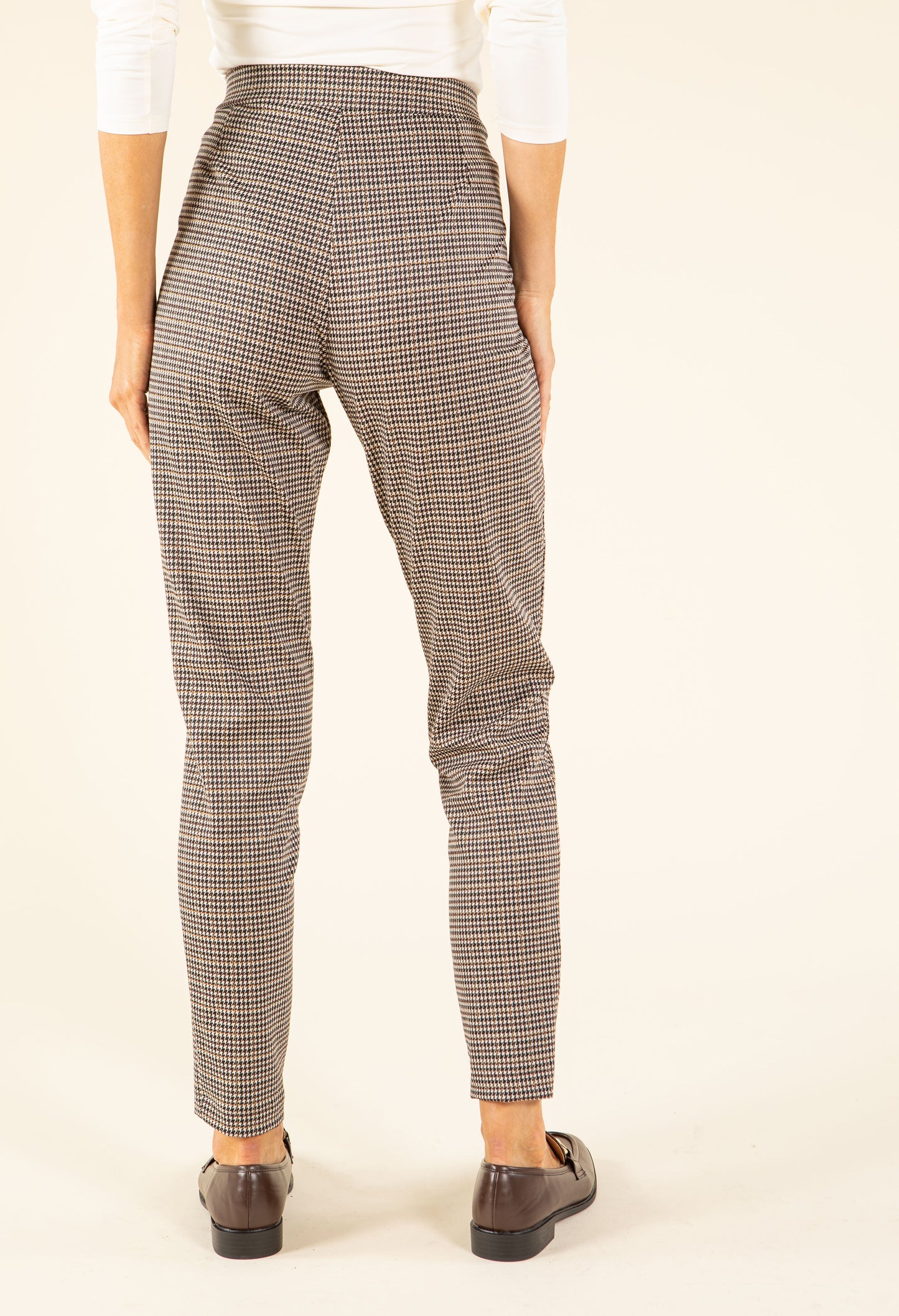 Houndstooth Buckle Detail Trousers