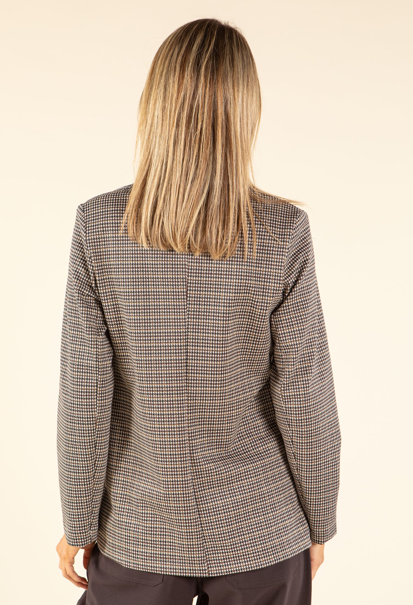 Houndstooth Buckle Detail Blazer