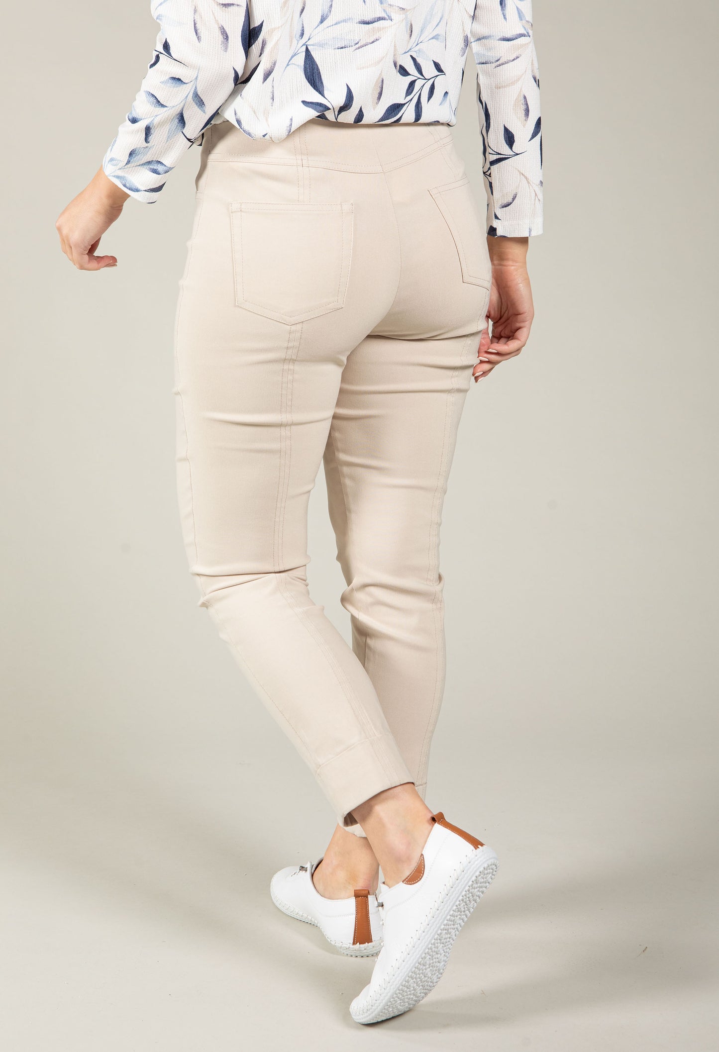 Angelika Slim Fit 7/8 Trousers