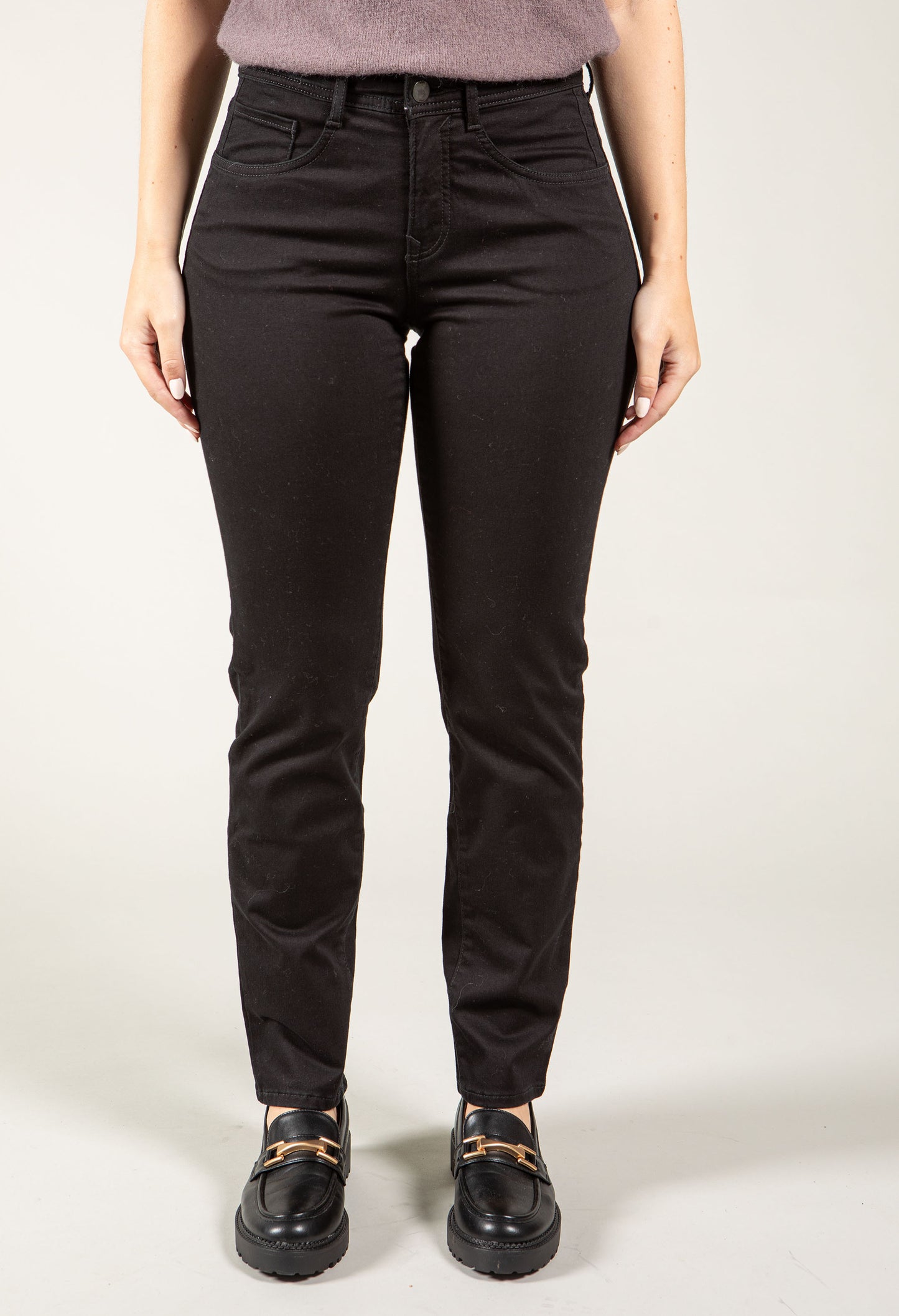 Carola Short Femenine Fit Jeans