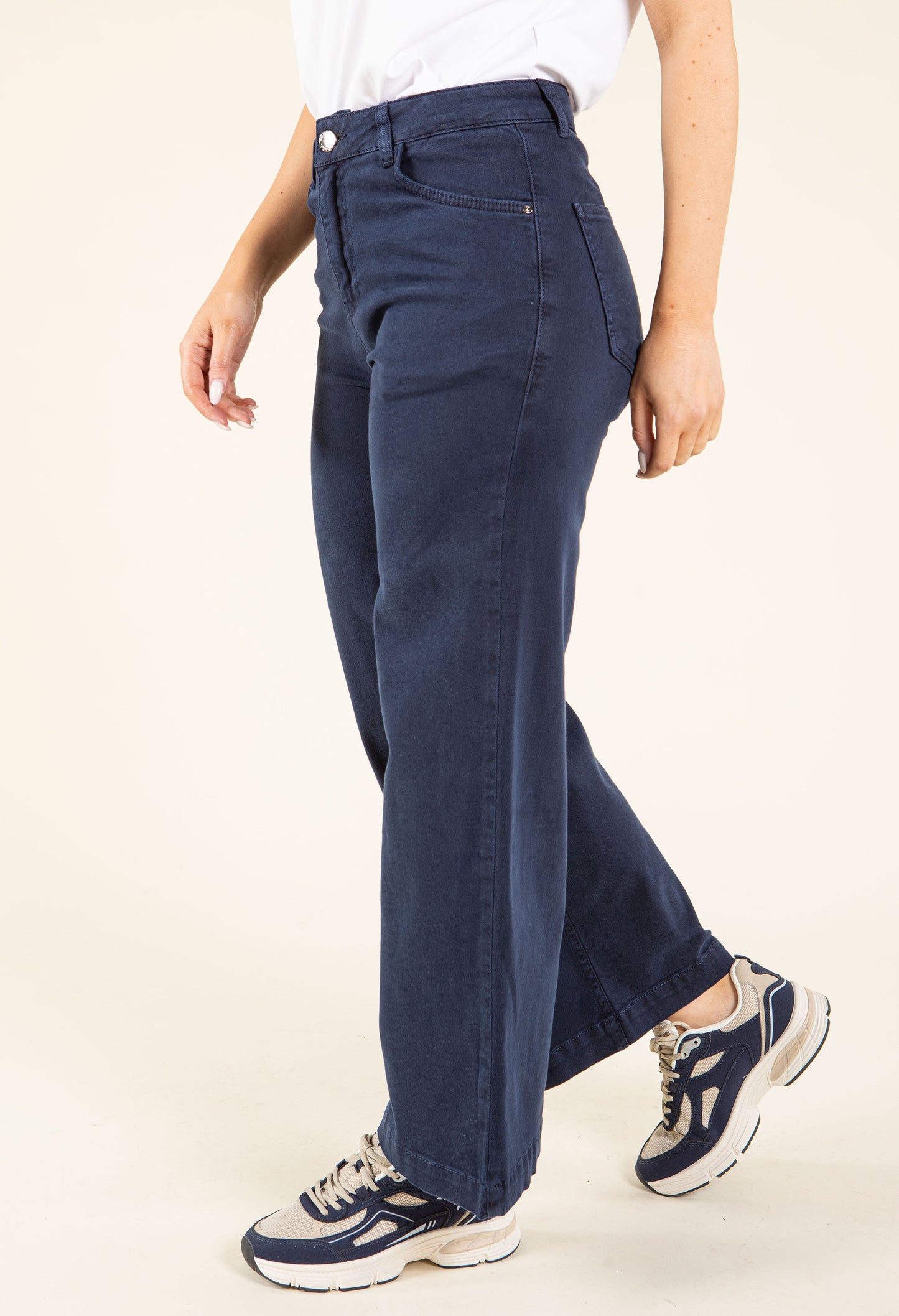 Rosie Relaxed Wide Leg Jeans