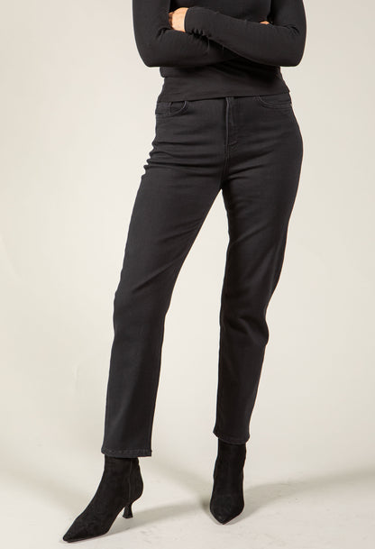 Bailey Relaxed Fit Jeans