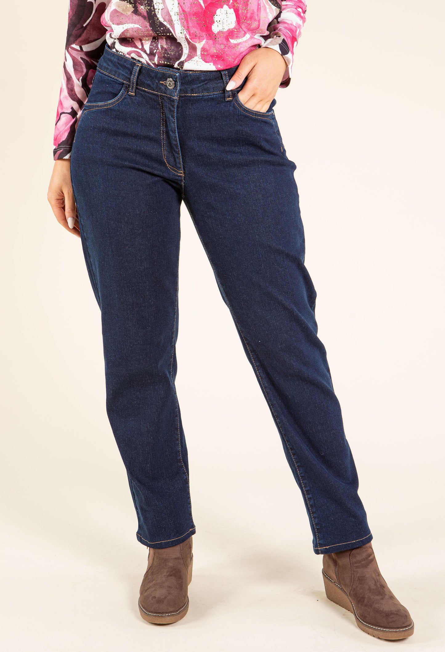 Emy Straight Leg Jeans