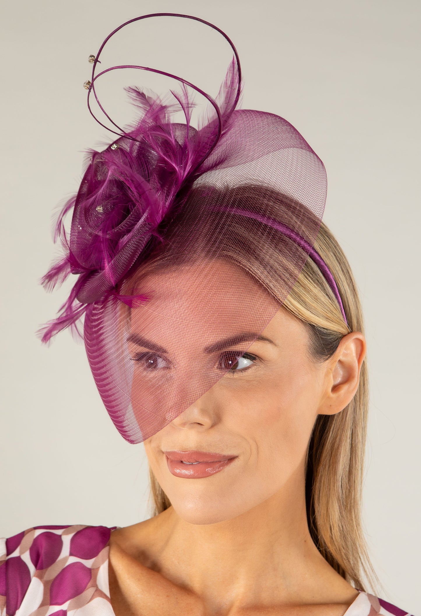 Feather & Diamante Detail Fascinator