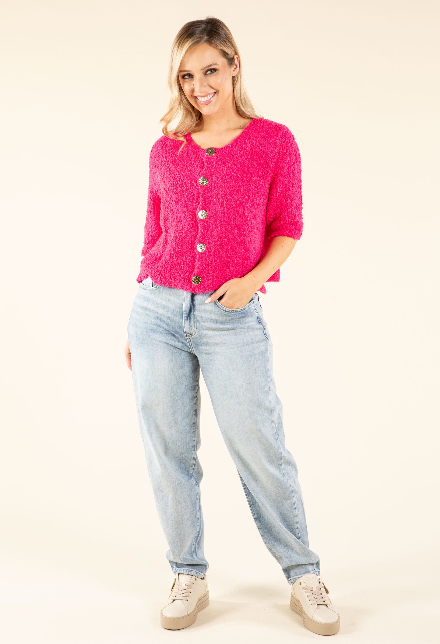 Round Neck Buttoned Knit