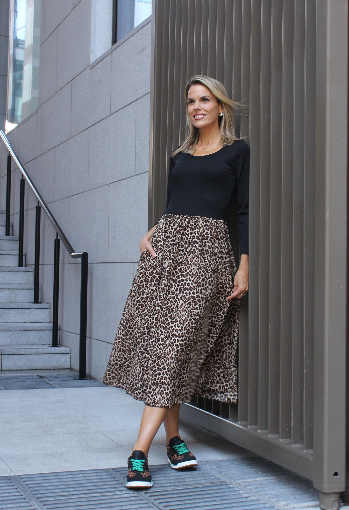 Ribbed Bodice Leopard Midi Dress