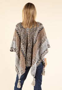 Vintage Design Knit Pocho