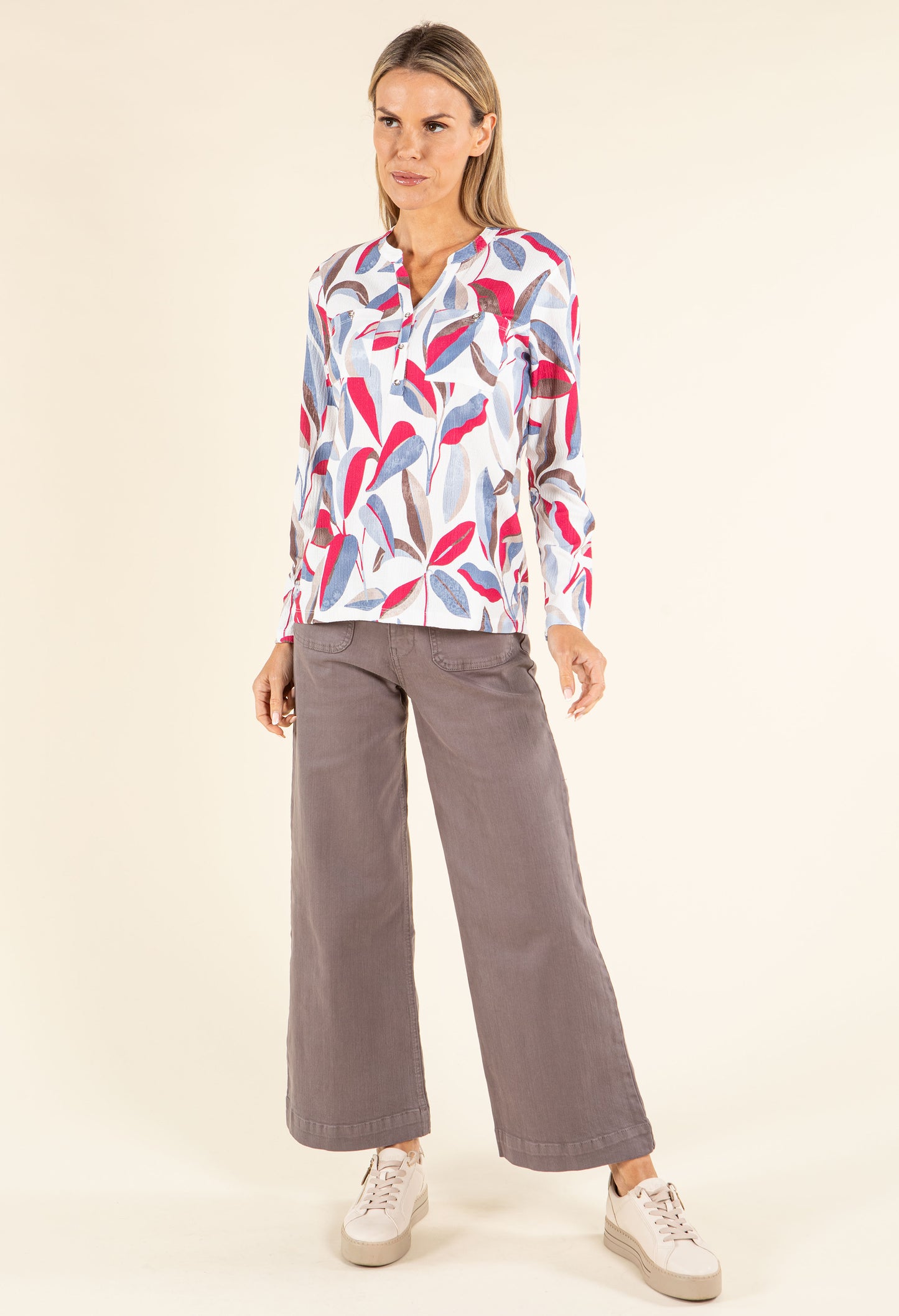 Front Pocket Leaf Print Top