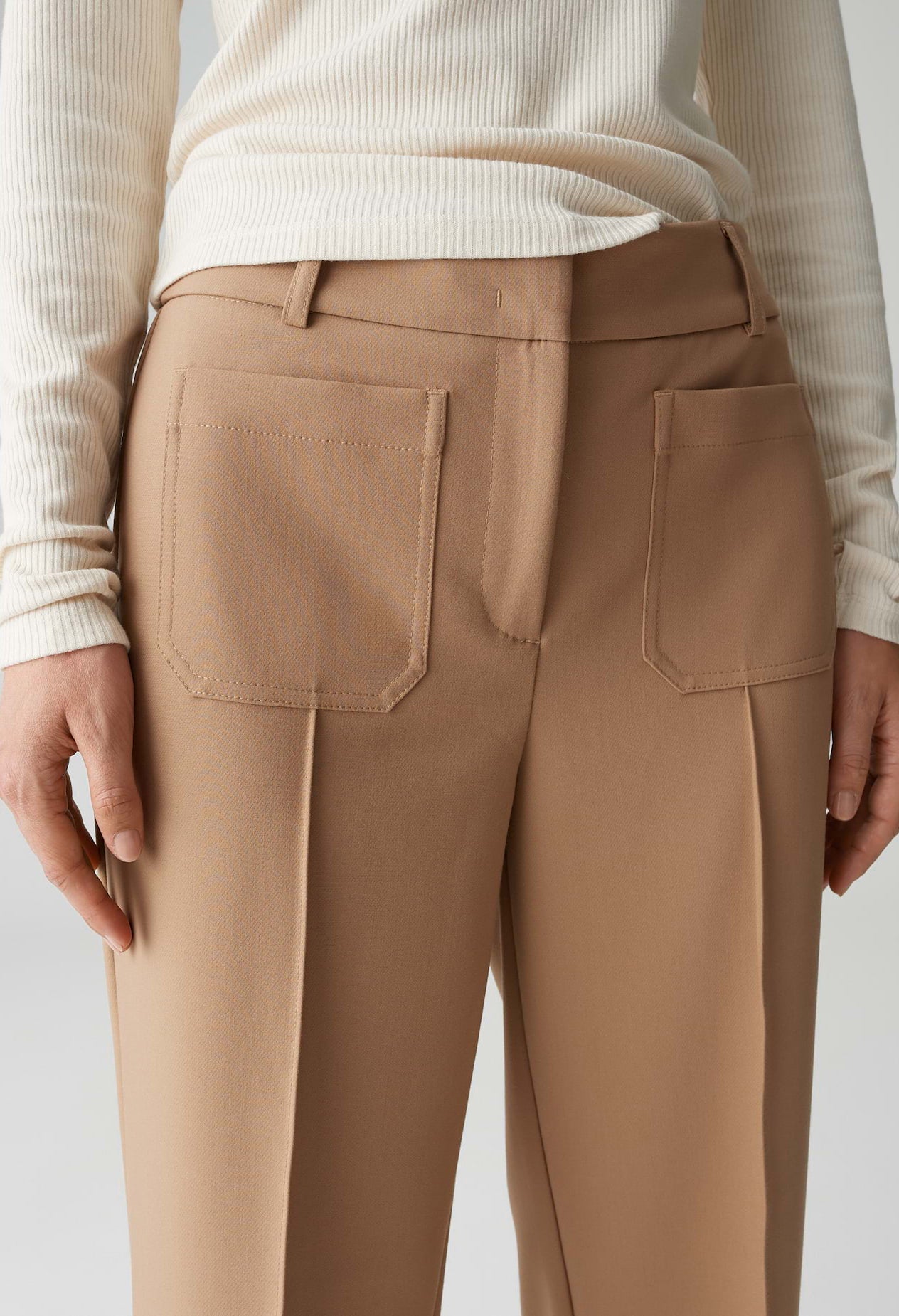 Meeri Dynamic Relaxed City Pants
