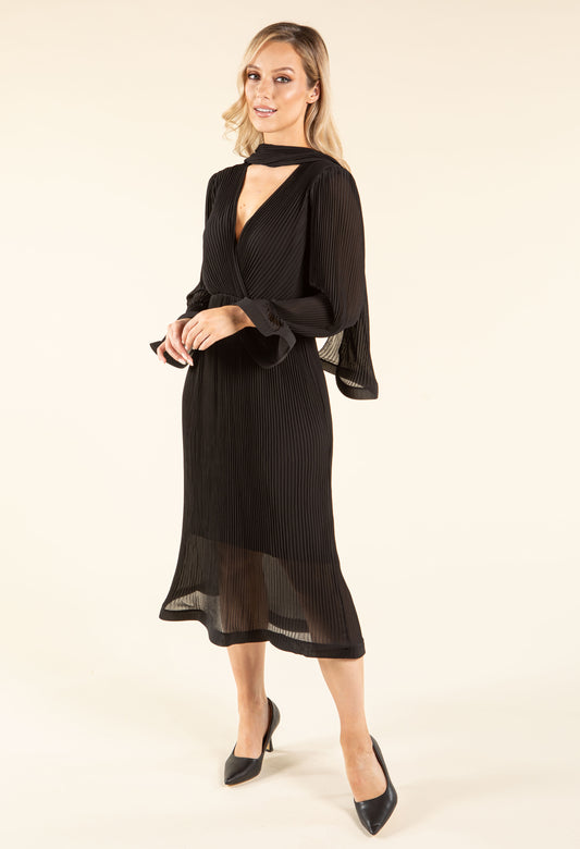 Flute Sleeve Plisse Dress
