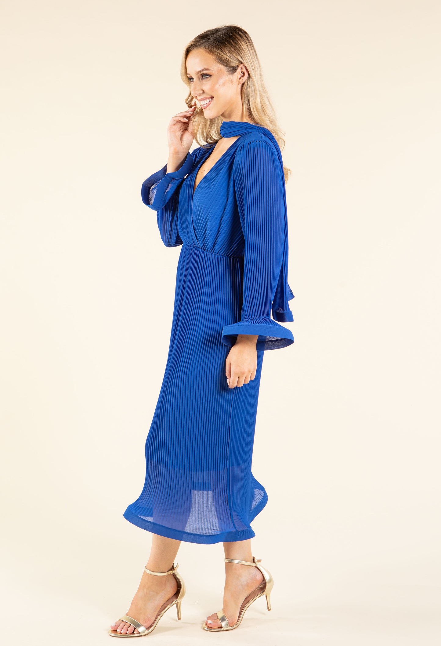 Flute Sleeve Plisse Dress