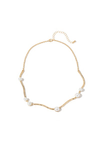 Textured Abstract Pearl Necklace