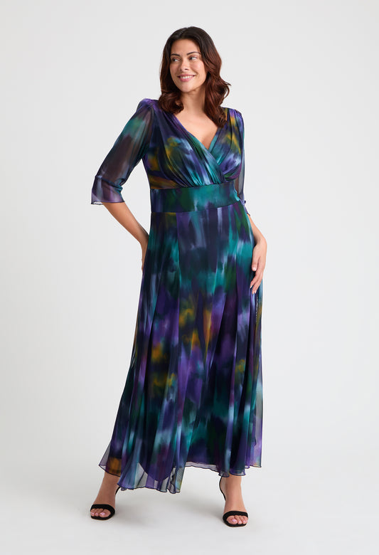 Verity Curve+ Maxi Dress