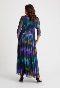 Verity Curve+ Maxi Dress