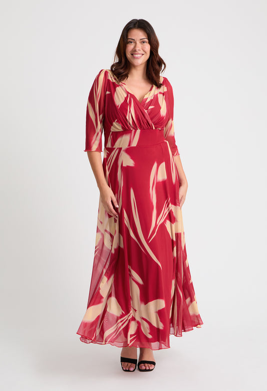 Verity Curve+ Maxi Dress