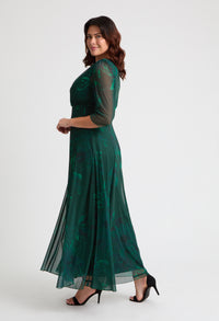 Verity Curve+ Maxi Dress