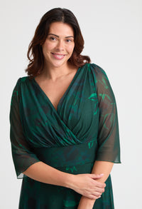 Verity Curve+ Maxi Dress