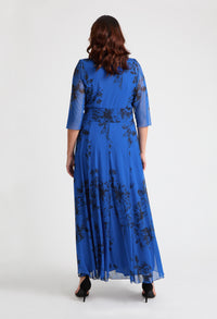 Verity Curve+ Maxi Dress