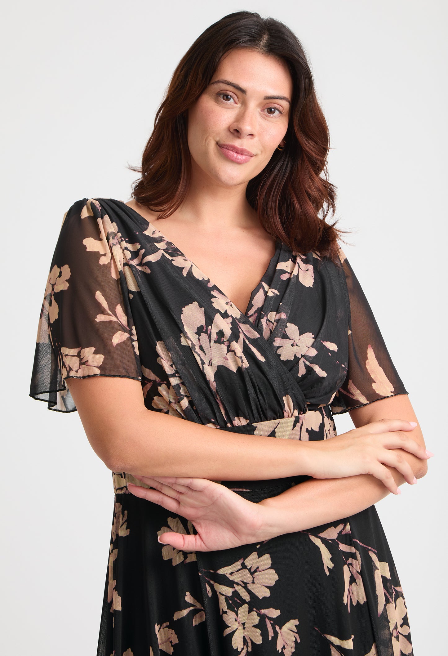 Isabelle Curve+ Float Sleeve Maxi Dress