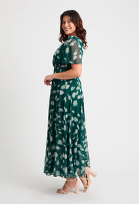 Isabelle Curve+ Float Sleeve Maxi Dress