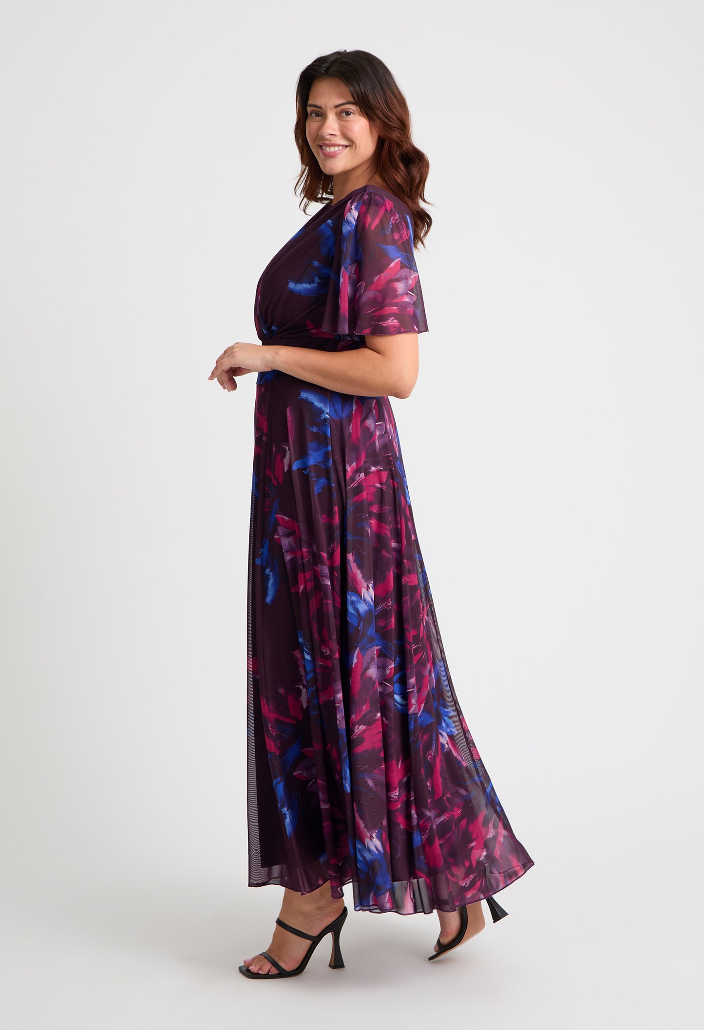 Isabelle Curve+ Float Sleeve Maxi Dress