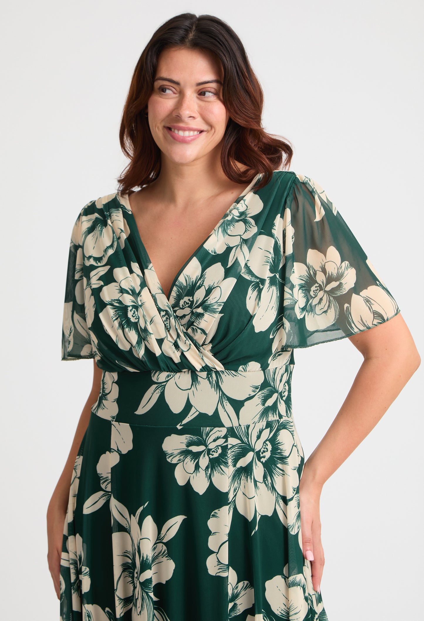 Isabelle Curve+ Float Sleeve Maxi Dress