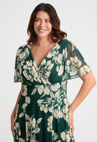 Isabelle Curve+ Float Sleeve Maxi Dress