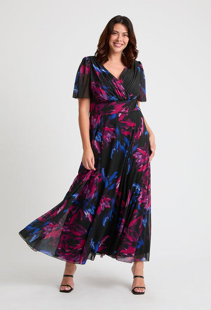 Isabelle Curve+ Float Sleeve Maxi Dress