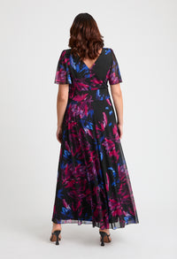 Isabelle Curve+ Float Sleeve Maxi Dress
