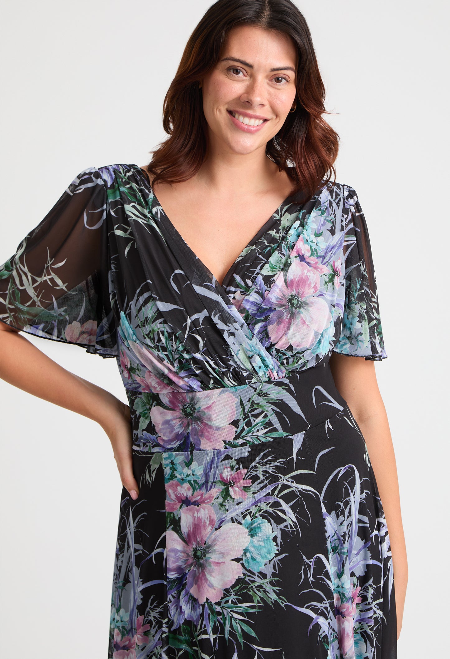 Isabelle Curve+ Float Sleeve Maxi Dress