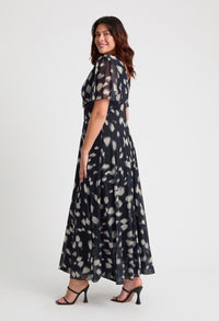 Isabelle Curve+ Float Sleeve Maxi Dress