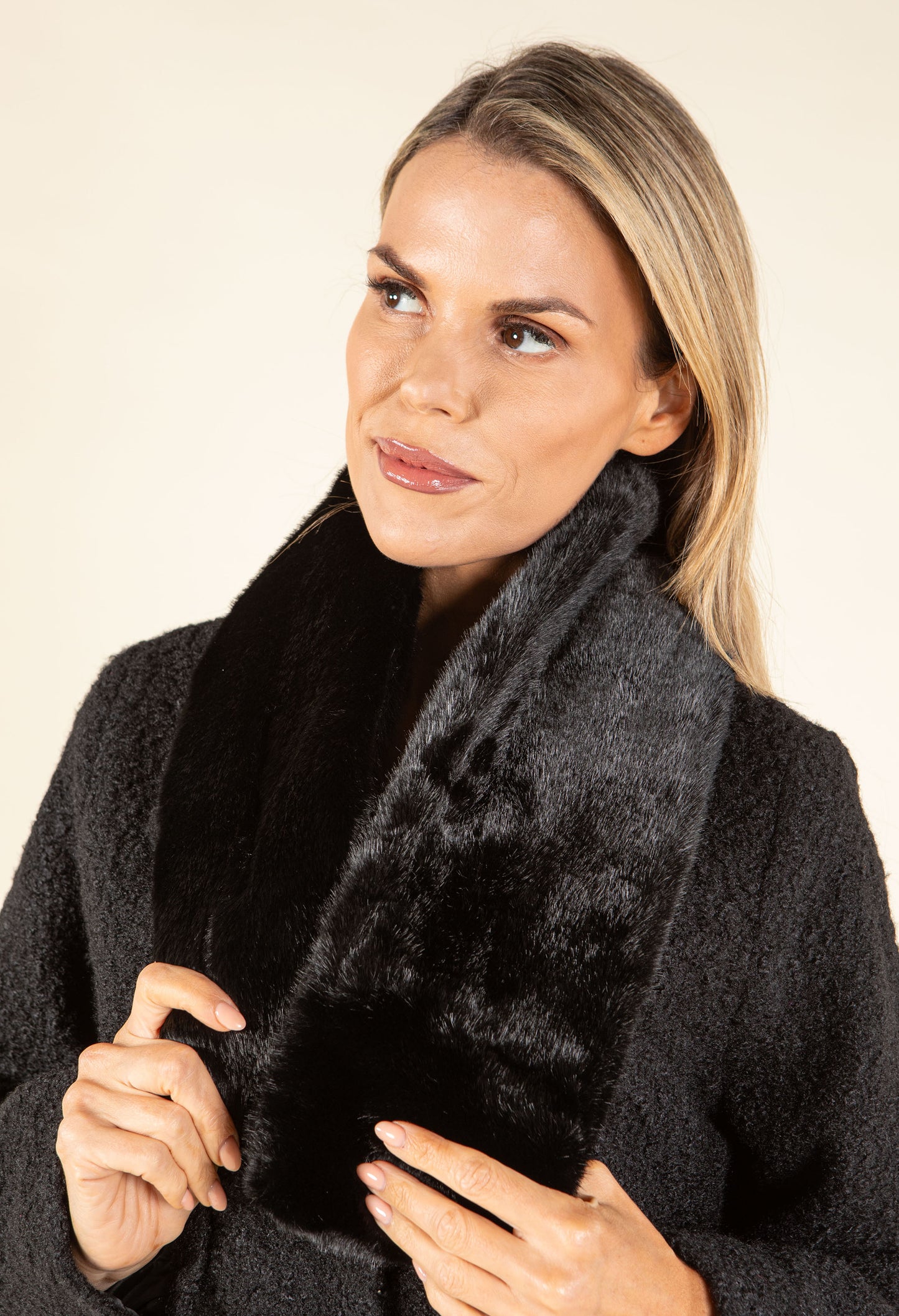 Faux Fur Scarf