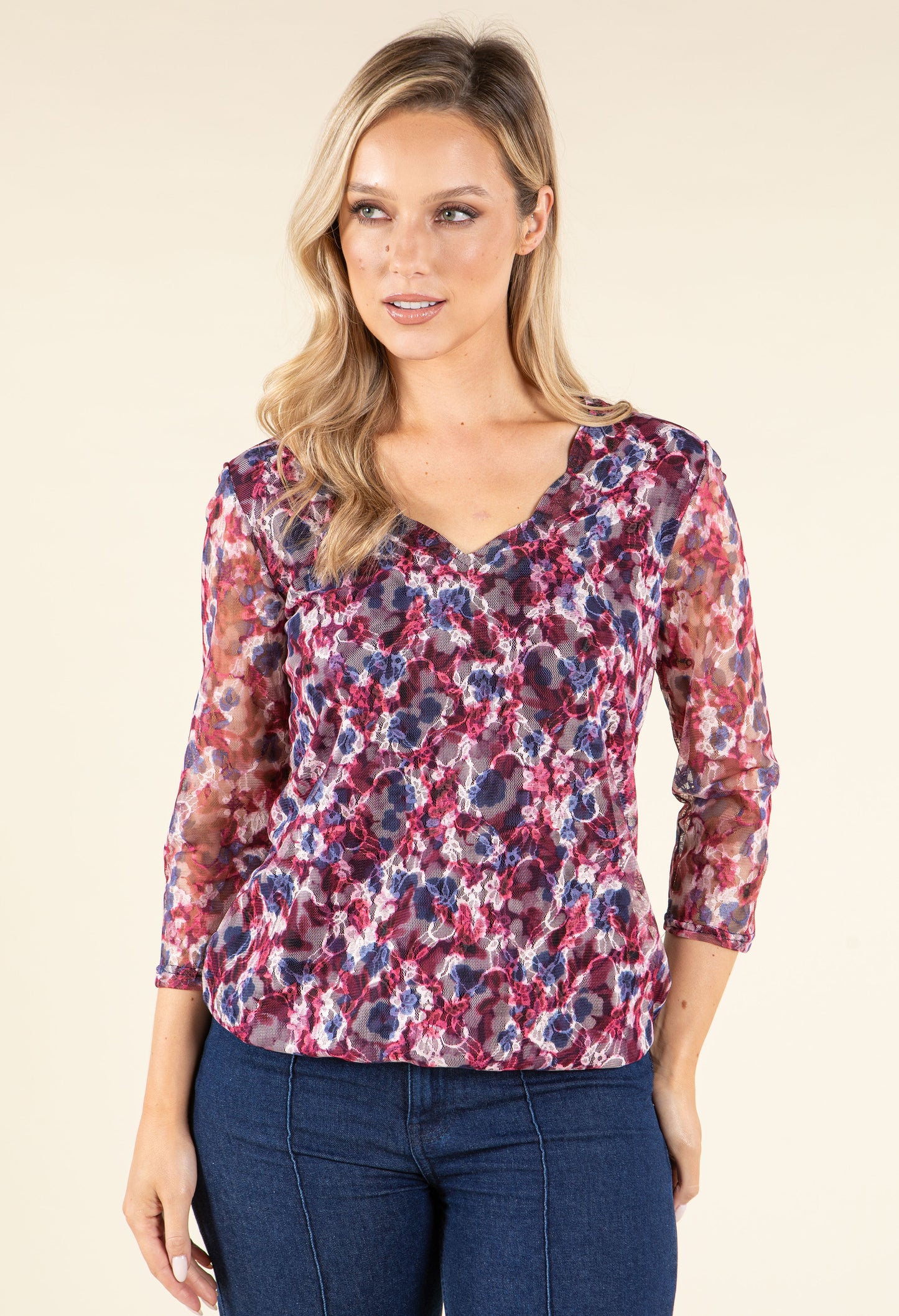 Scallop Neckline Lace Blouse