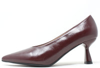 Classic Curved Court Heel