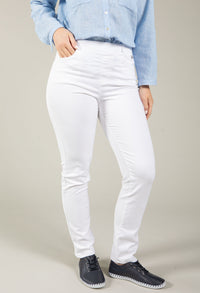 Angelika Slim Fit Jeans