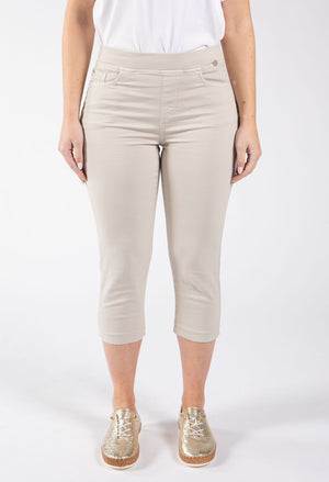 Angelika Jump In Capri Trousers