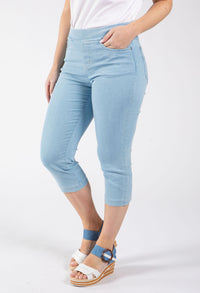 Angelika Jump In Capri Trousers