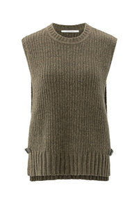 Ribbed sleeveless sweater