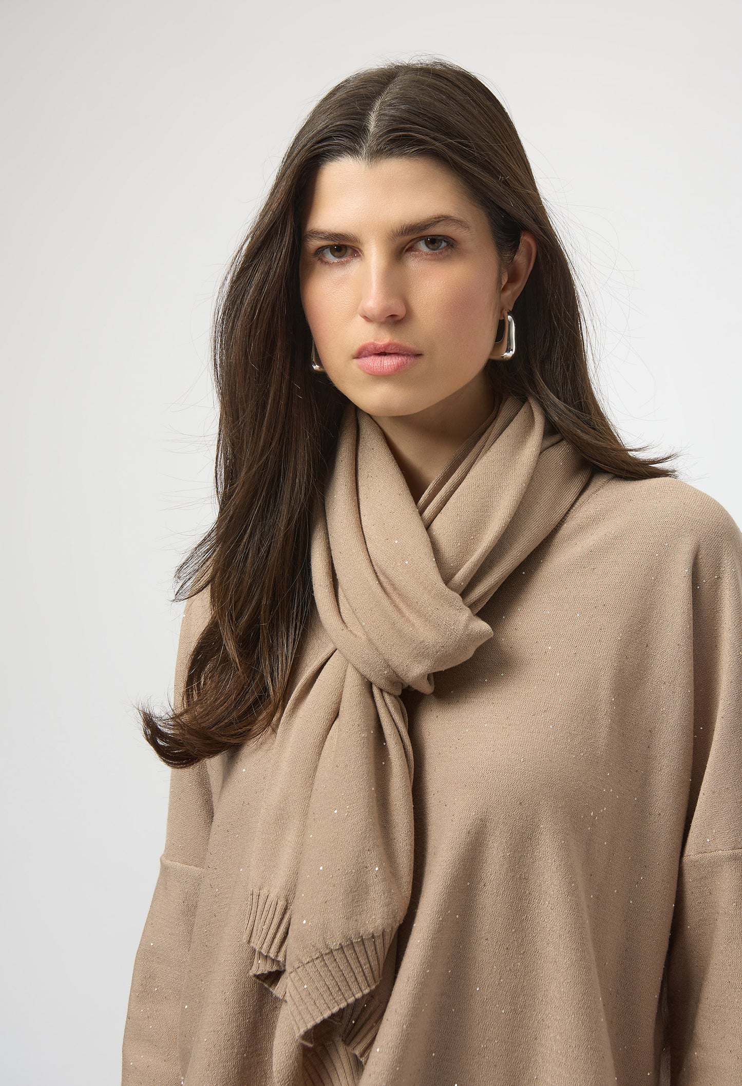 Plain Scarf With Jewel