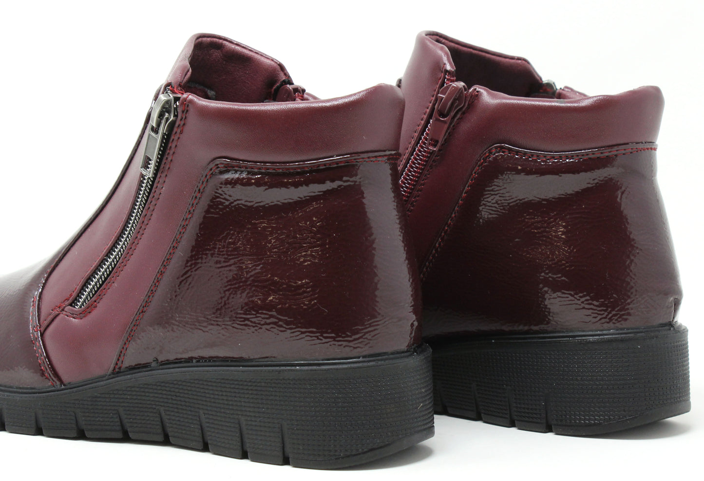 Comfort Fit Zip Boot