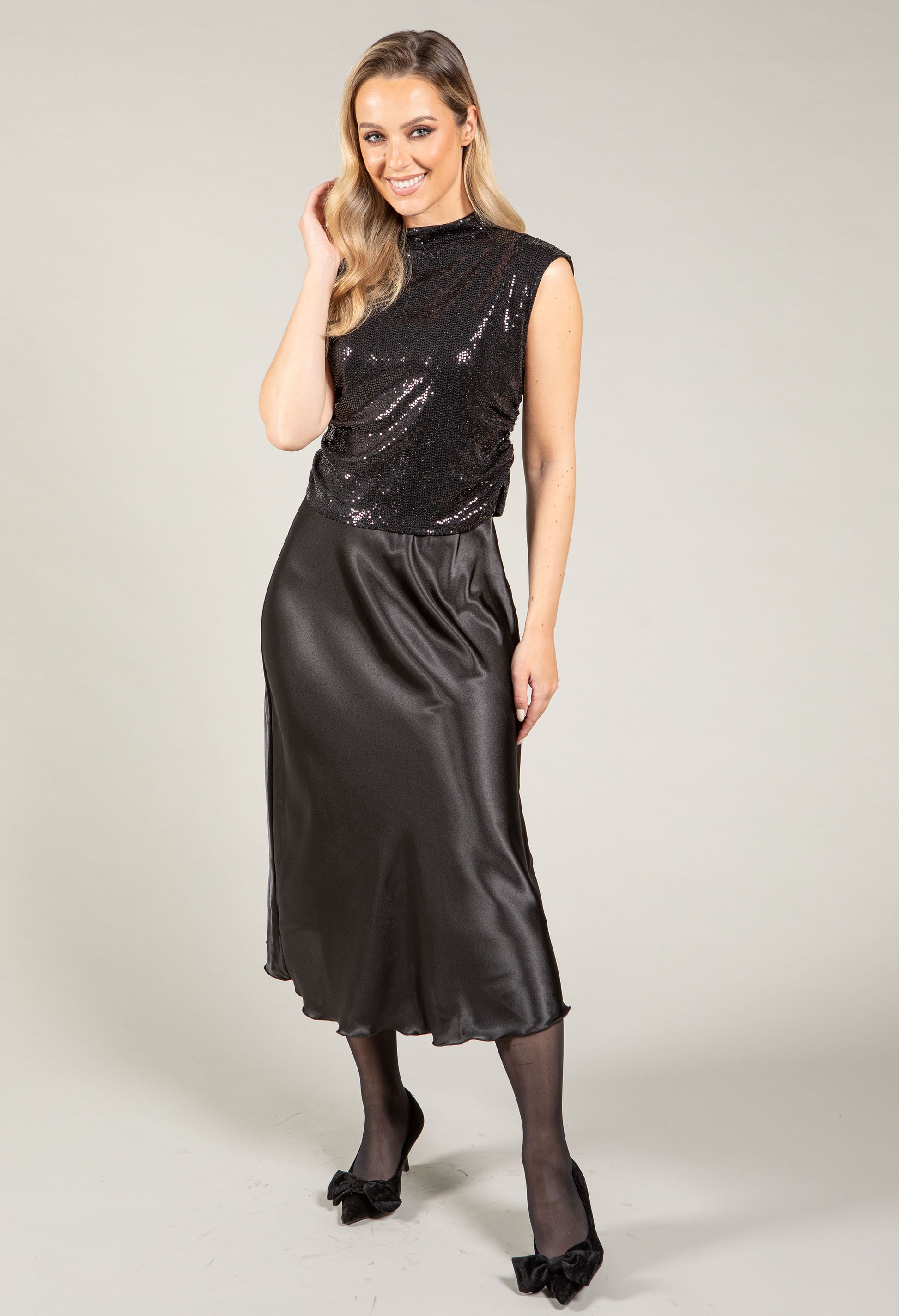 2 in 1 sequin dress Sequin Mini Dress with Sculpted Strapless Neckline