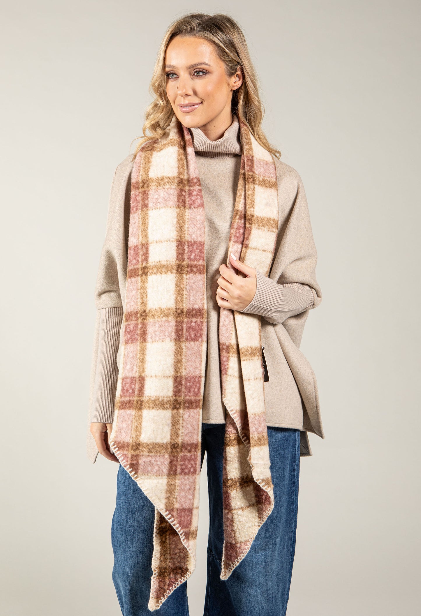 Soft Boucle Check Scarf