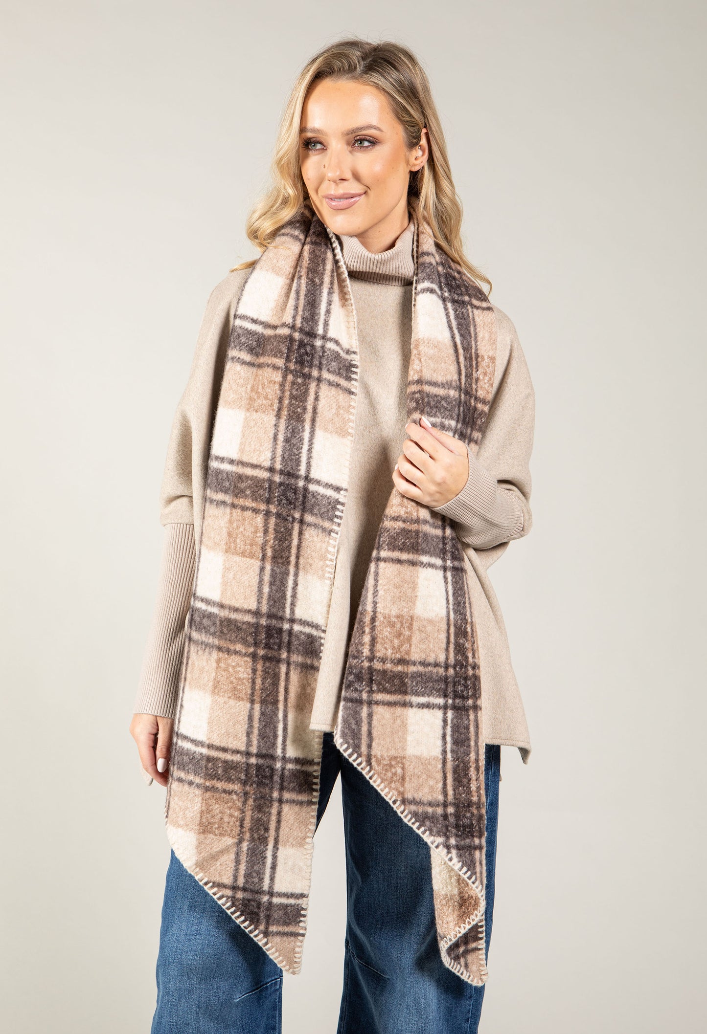 Soft Boucle Check Scarf
