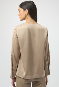 Chic V-neck Long-sleeve Blouse