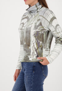 Gallery print Turtleneck Knit Top