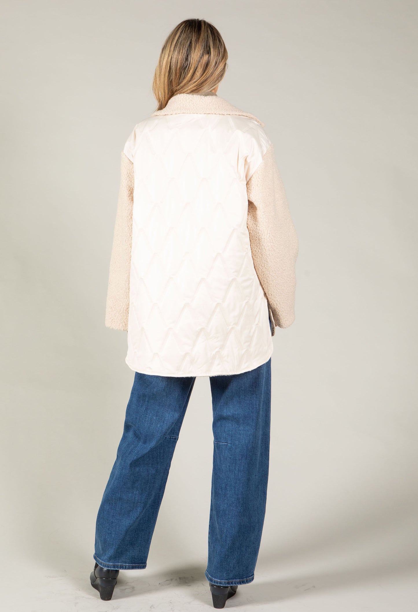Boucle Sleeve Buttoned Jacket