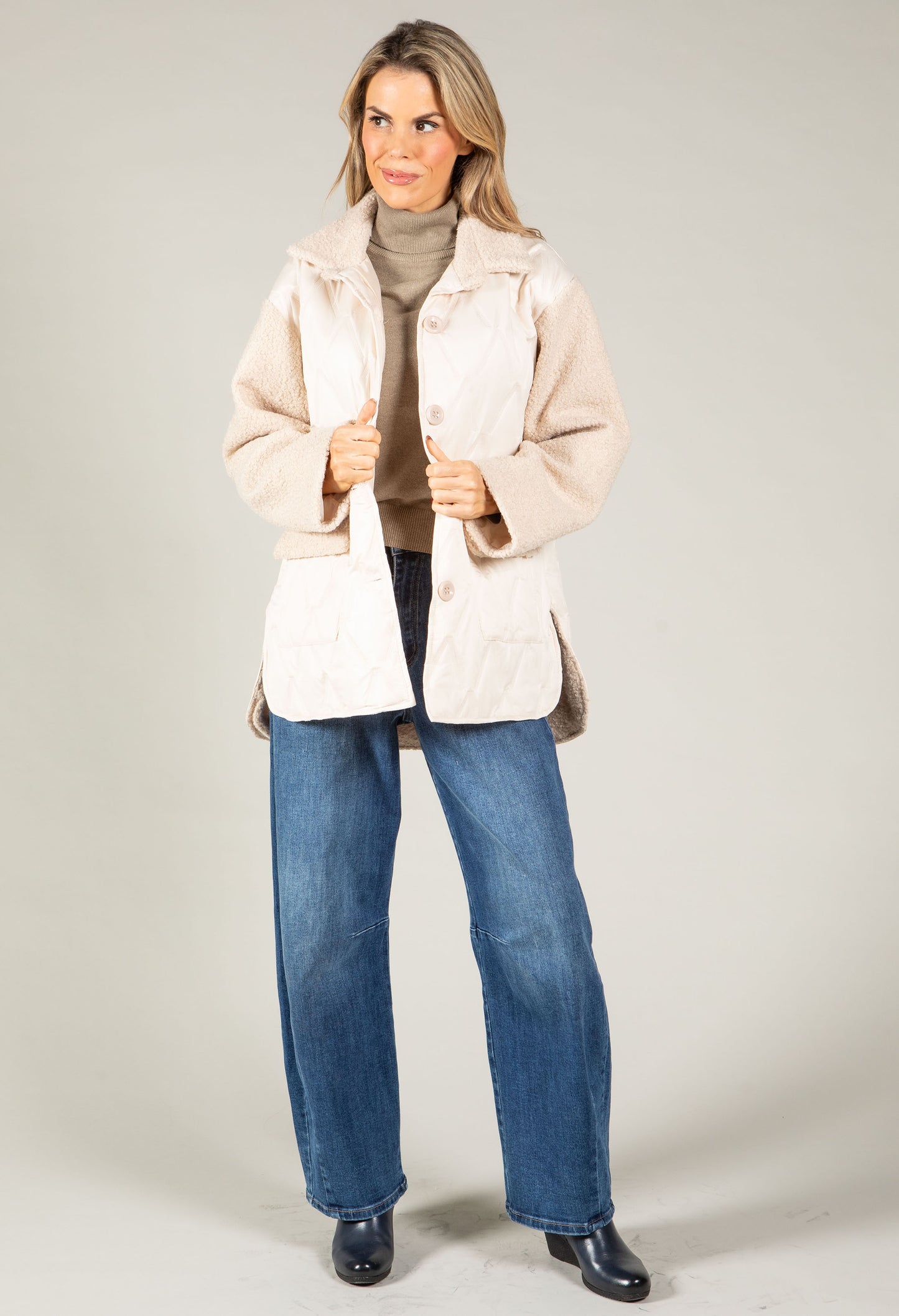 Boucle Sleeve Buttoned Jacket