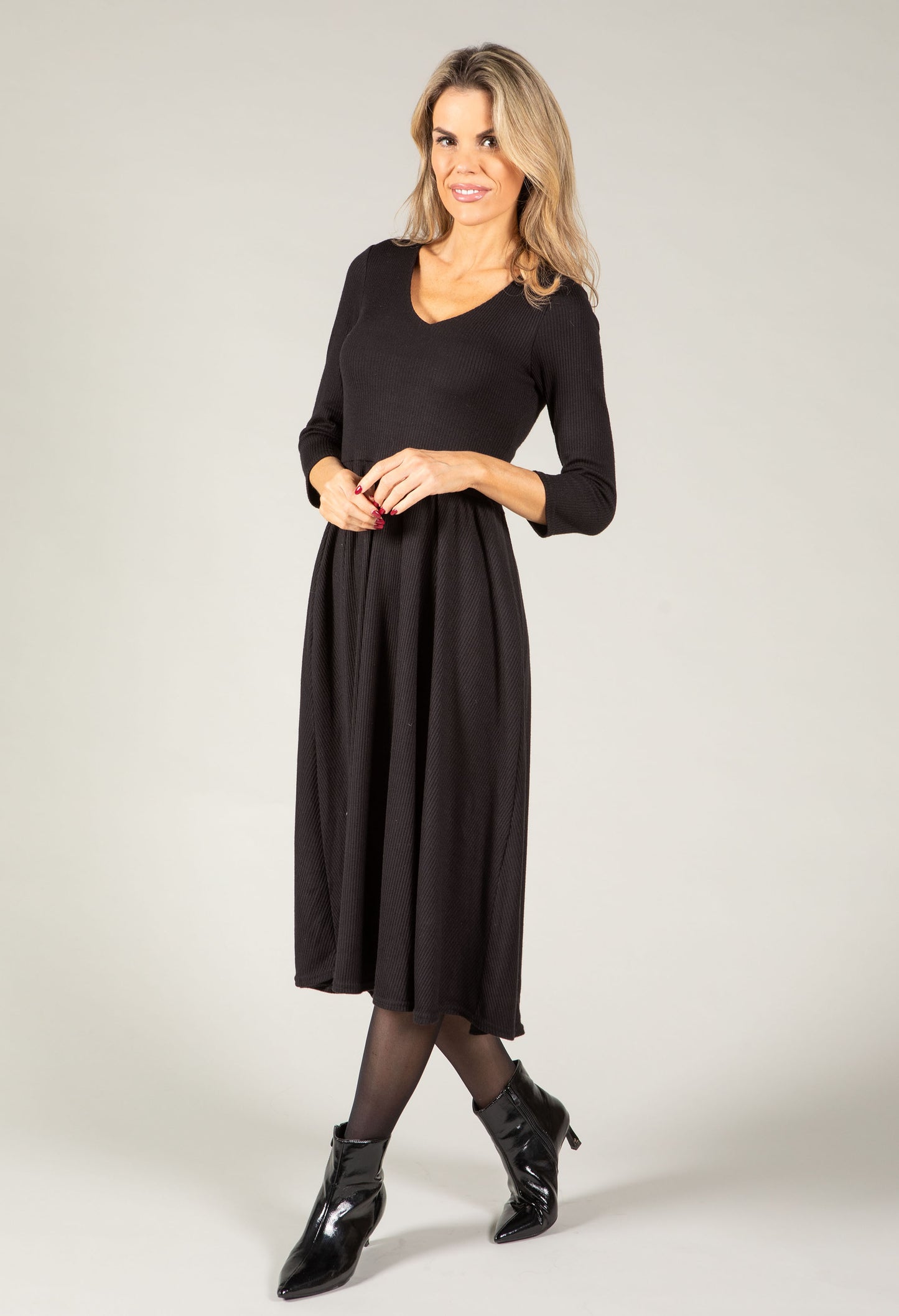 Ribbed Knit Midi Dress